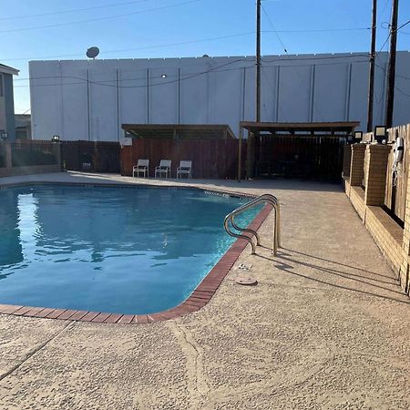 Days Inn & Suites By Wyndham Corpus Christi Central Εξωτερικό φωτογραφία