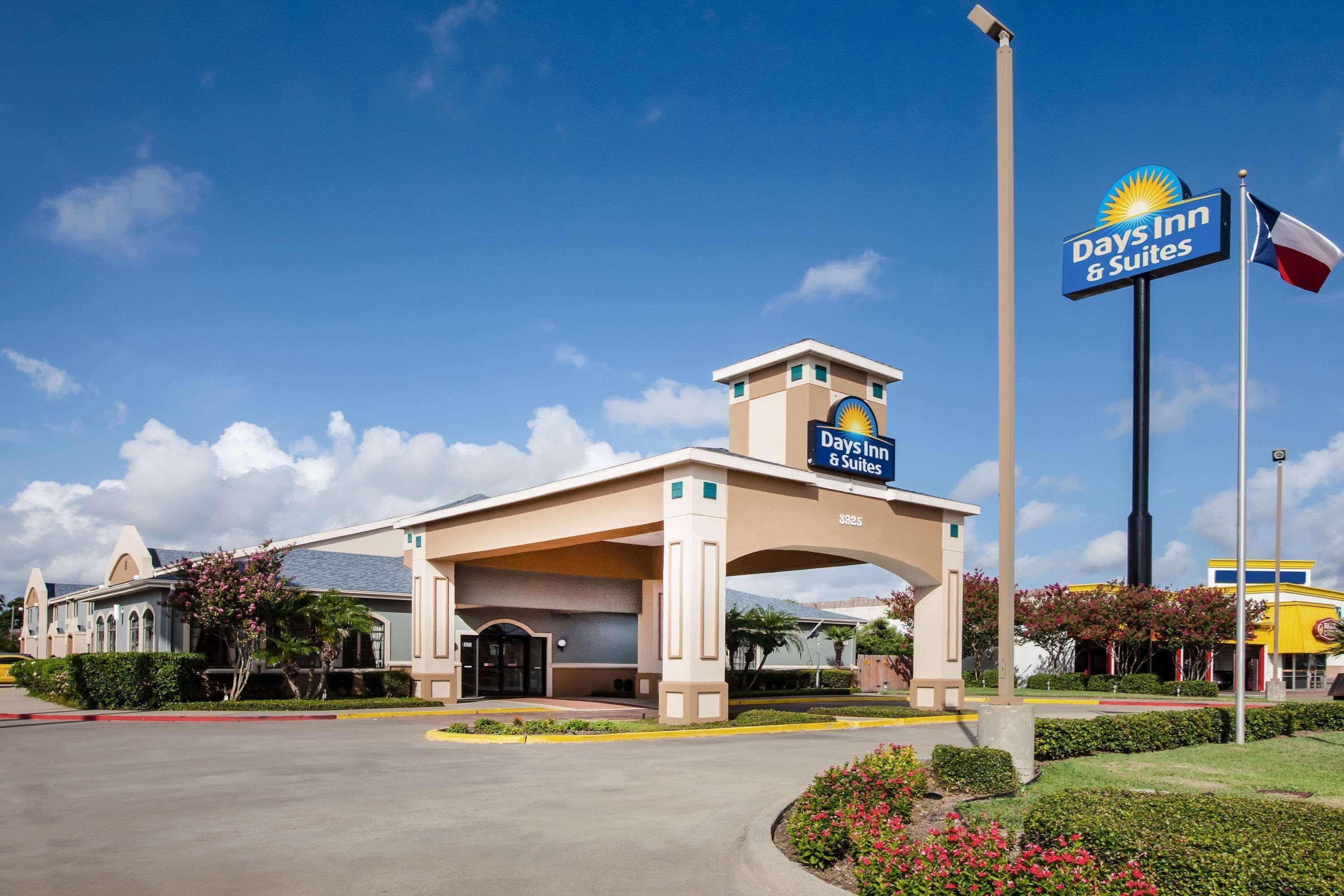 Days Inn & Suites By Wyndham Corpus Christi Central Εξωτερικό φωτογραφία