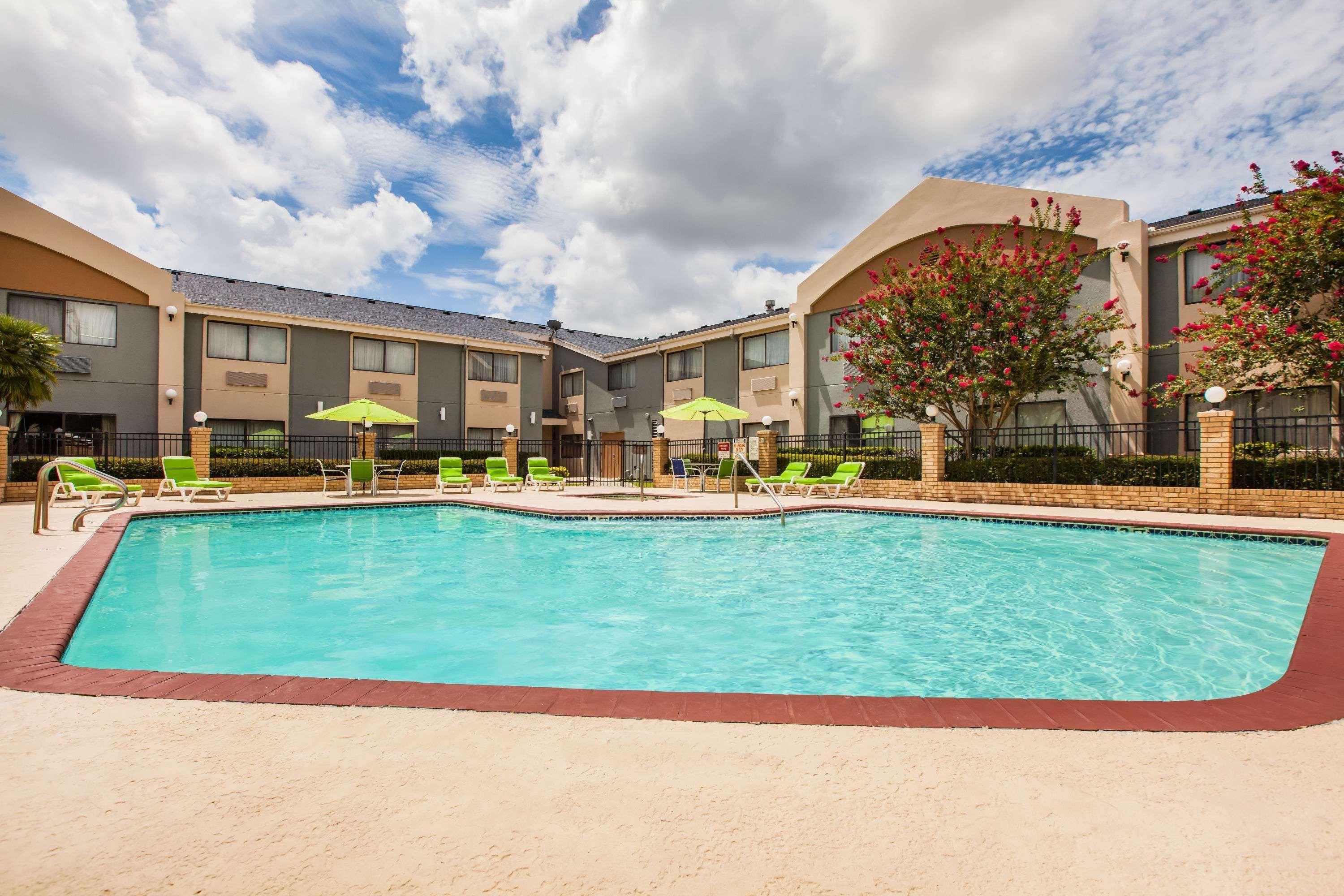 Days Inn & Suites By Wyndham Corpus Christi Central Εξωτερικό φωτογραφία