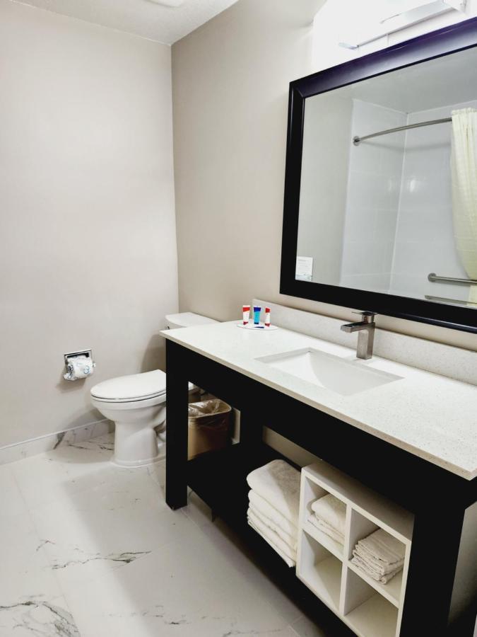 Days Inn & Suites By Wyndham Corpus Christi Central Εξωτερικό φωτογραφία