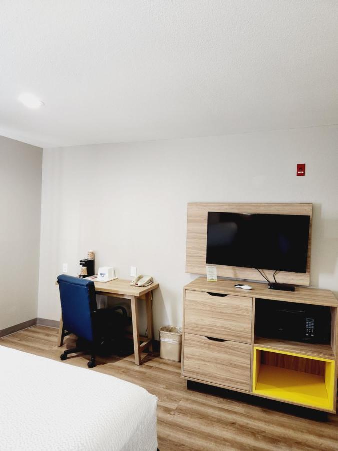 Days Inn & Suites By Wyndham Corpus Christi Central Εξωτερικό φωτογραφία