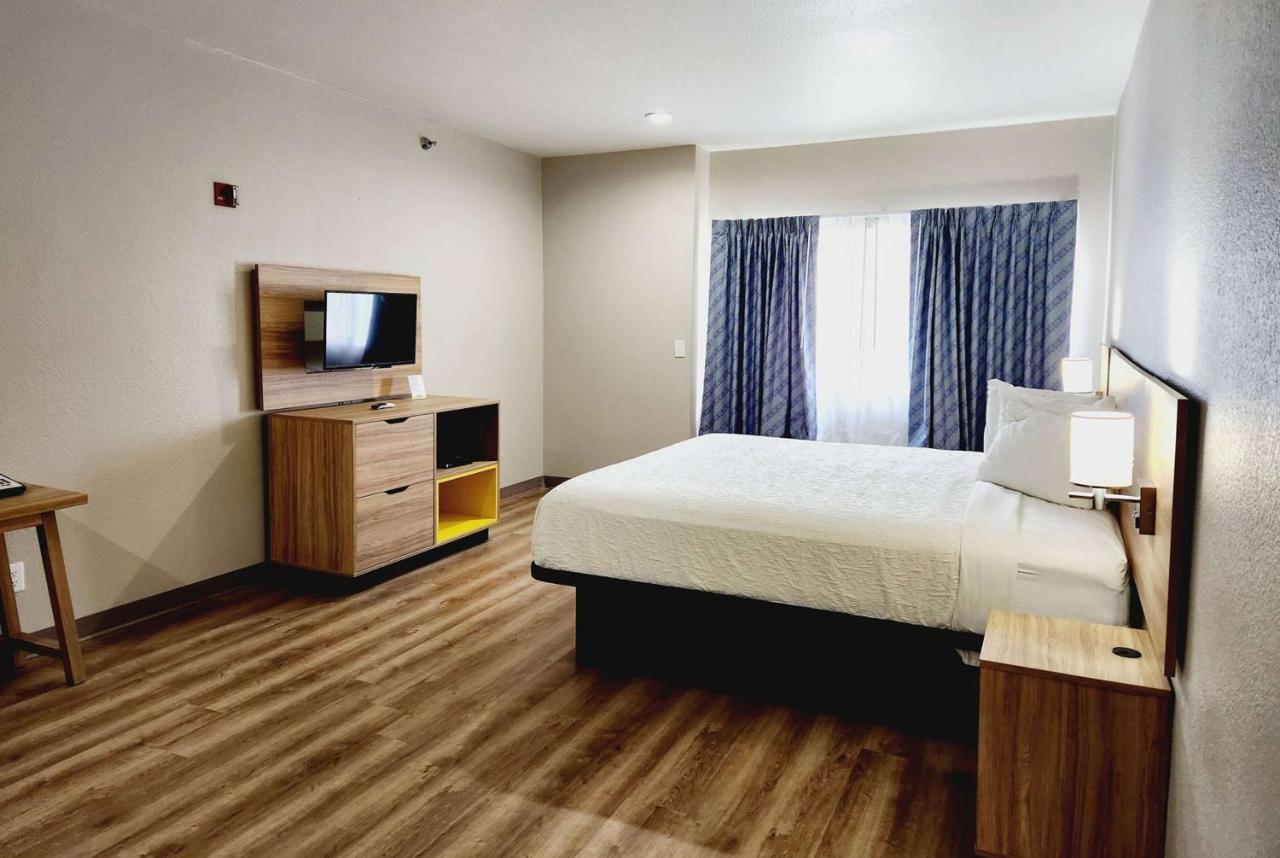 Days Inn & Suites By Wyndham Corpus Christi Central Εξωτερικό φωτογραφία