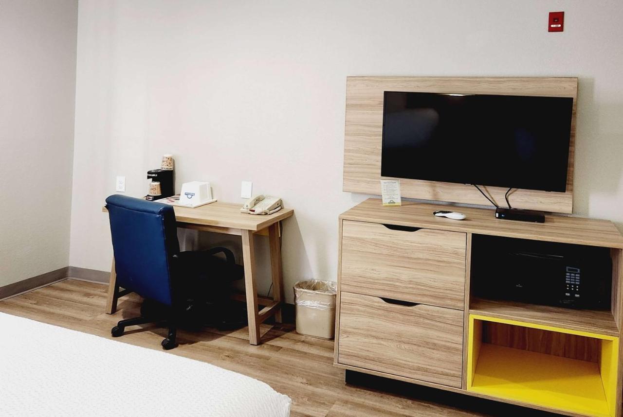 Days Inn & Suites By Wyndham Corpus Christi Central Εξωτερικό φωτογραφία