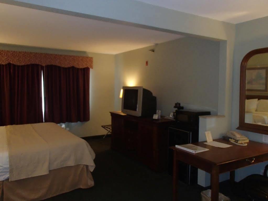 Days Inn & Suites By Wyndham Corpus Christi Central Εξωτερικό φωτογραφία