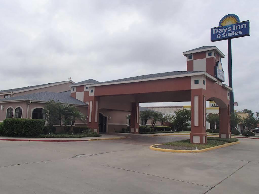 Days Inn & Suites By Wyndham Corpus Christi Central Εξωτερικό φωτογραφία